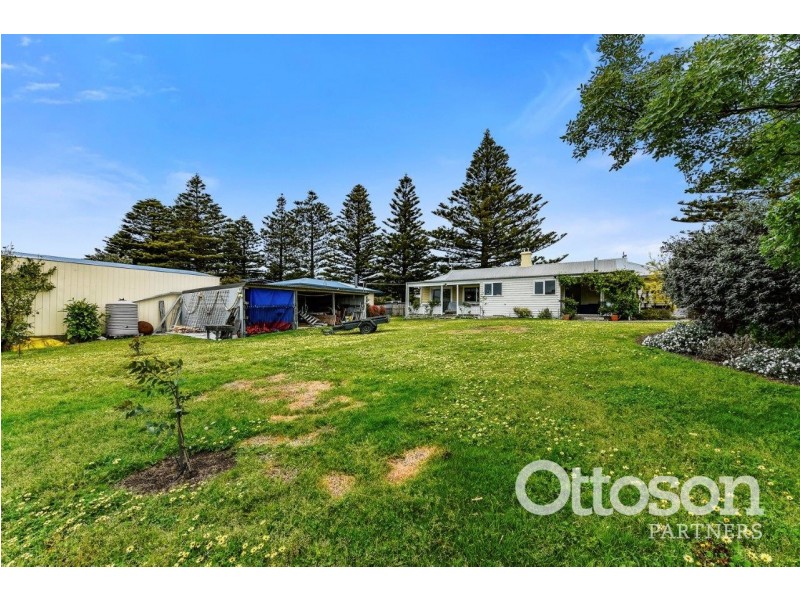 28 Railway Tce, Beachport SA 5280