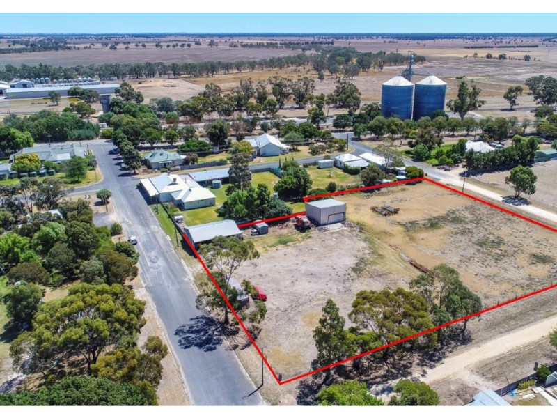 . Second and Third Streets, Frances SA 5262