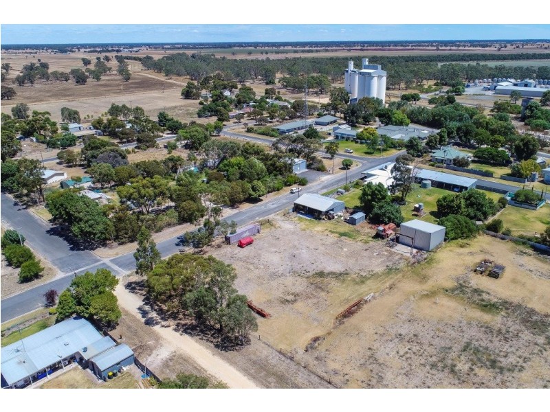 . Second and Third Streets, Frances SA 5262