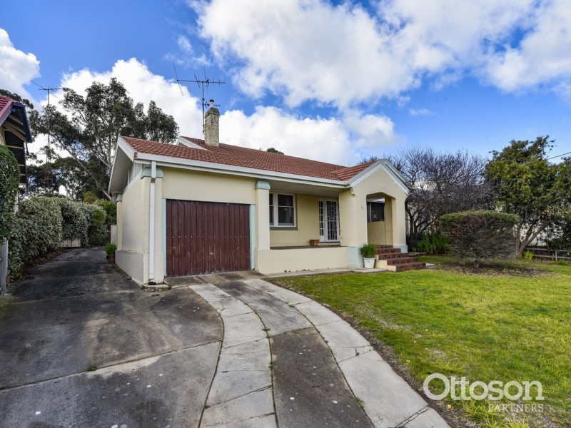 77 Gordon Street, Naracoorte SA 5271