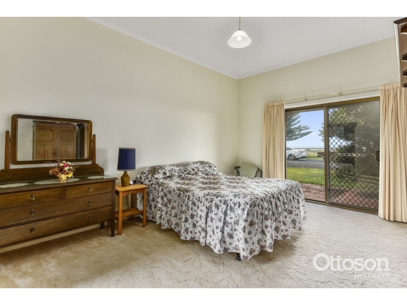 12 Marine Parade, Kingston Se SA 5275