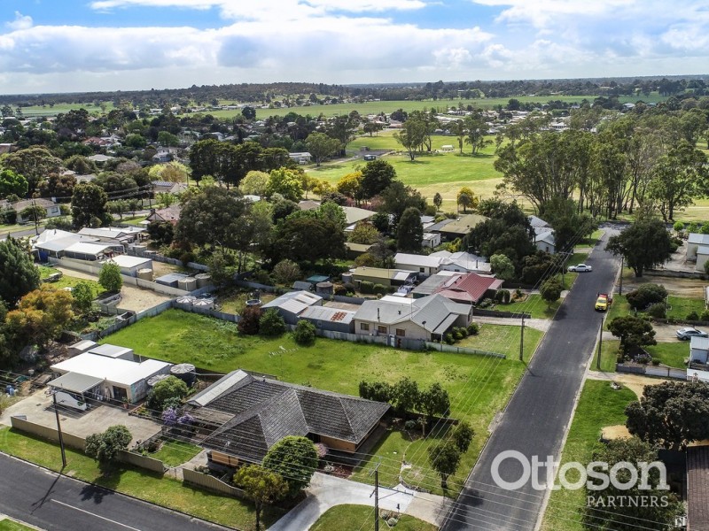 13 Second Avenue, Naracoorte SA 5271
