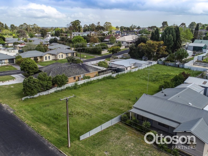 13 Second Avenue, Naracoorte SA 5271