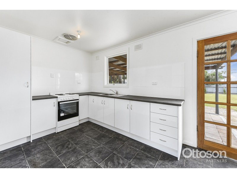 33 Sandstone Avenue, Naracoorte SA 5271