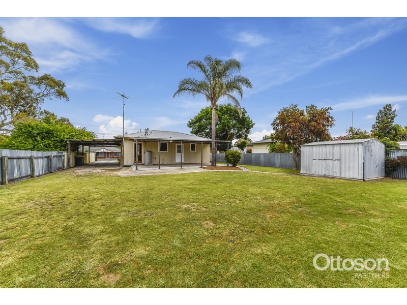 33 Sandstone Avenue, Naracoorte SA 5271