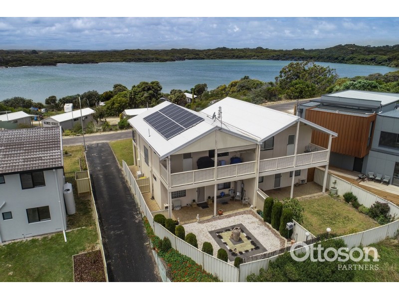 2/15 Lakeside Court, Robe SA 5276