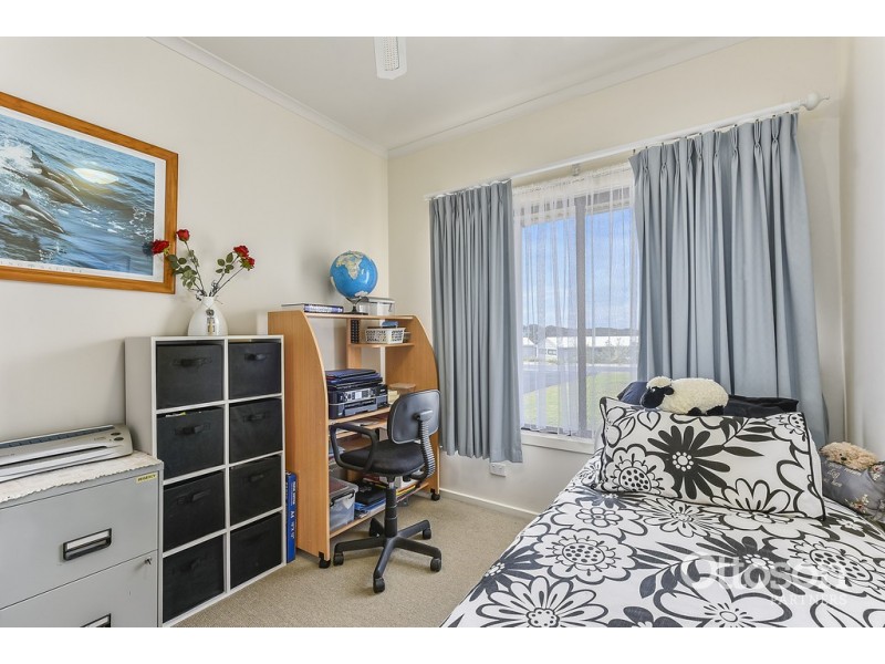 2/15 Lakeside Court, Robe SA 5276