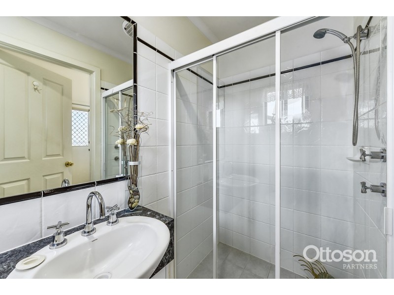 2/15 Lakeside Court, Robe SA 5276