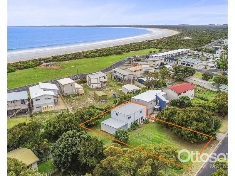 15 Cawthorne Drive, Robe SA 5276