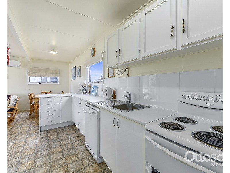 15 Cawthorne Drive, Robe SA 5276