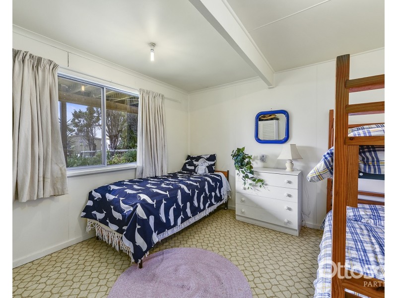 15 Cawthorne Drive, Robe SA 5276