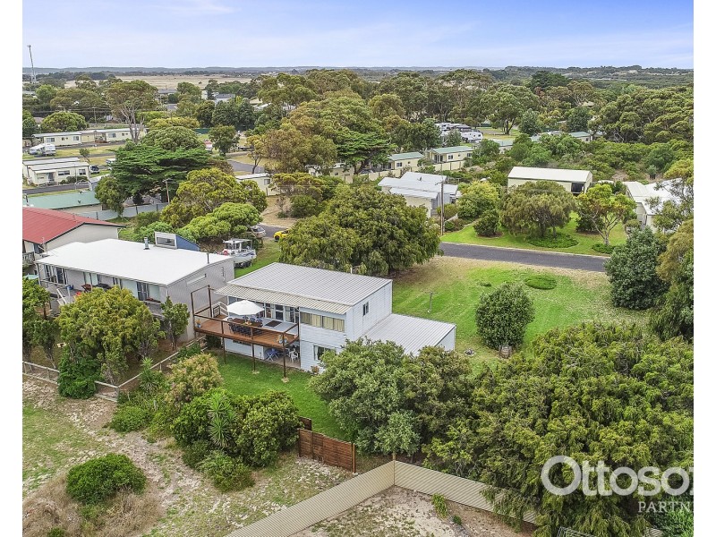 15 Cawthorne Drive, Robe SA 5276