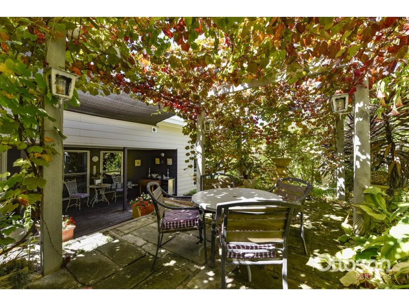 8 Cape Thomas Cres, Boatswain Point SA 5275