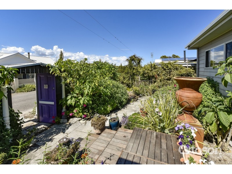 8 Cape Thomas Cres, Boatswain Point SA 5275