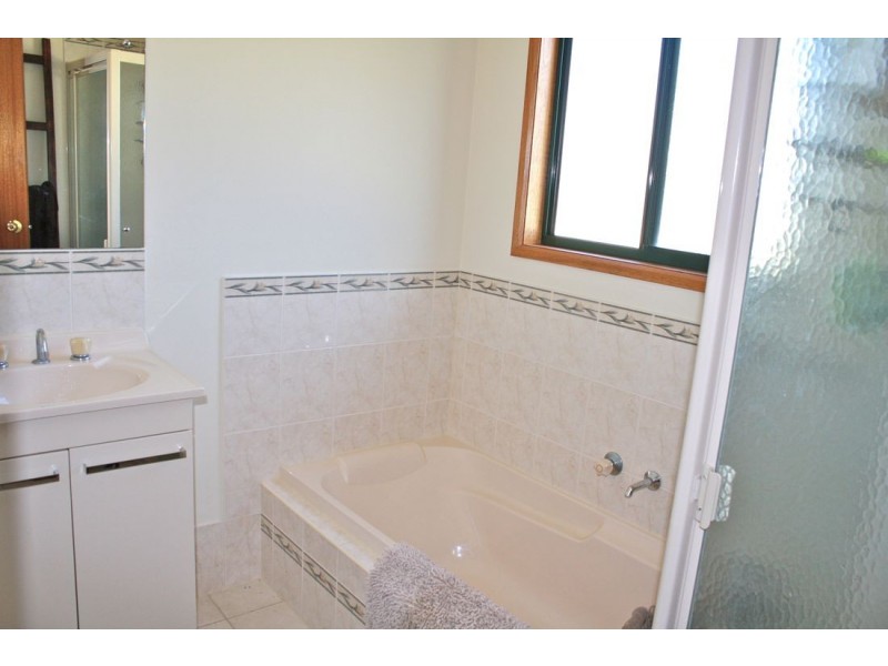 6a and 6b Hinckley Street, Naracoorte SA 5271