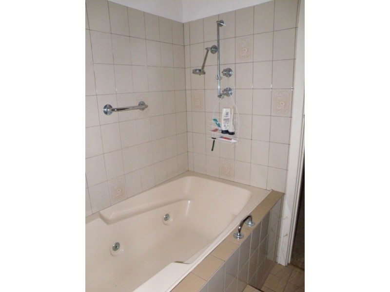 6 Honeysuckle Road, Naracoorte SA 5271