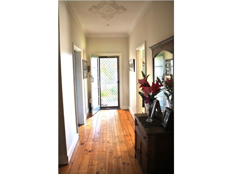 8 Third Avenue, Naracoorte SA 5271