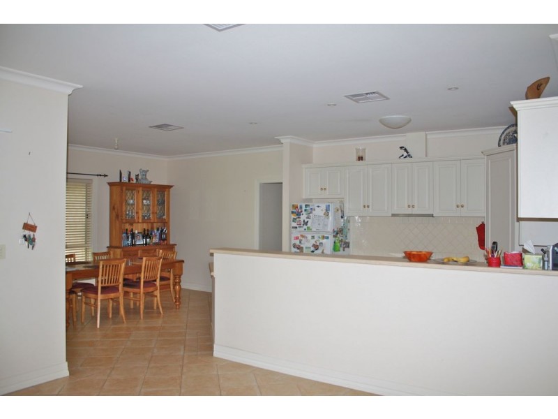 8 Gum Avenue, Naracoorte SA 5271