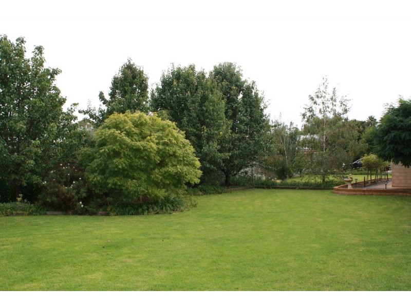 8 Gum Avenue, Naracoorte SA 5271