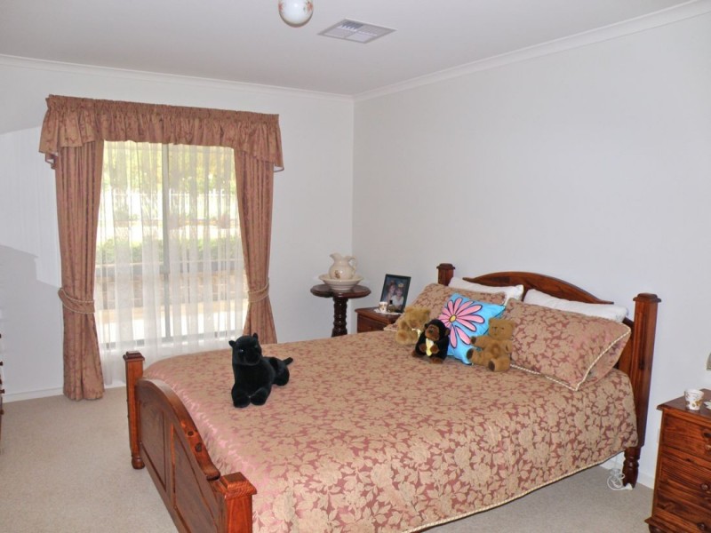 112 Cedar Avenue, Naracoorte SA 5271