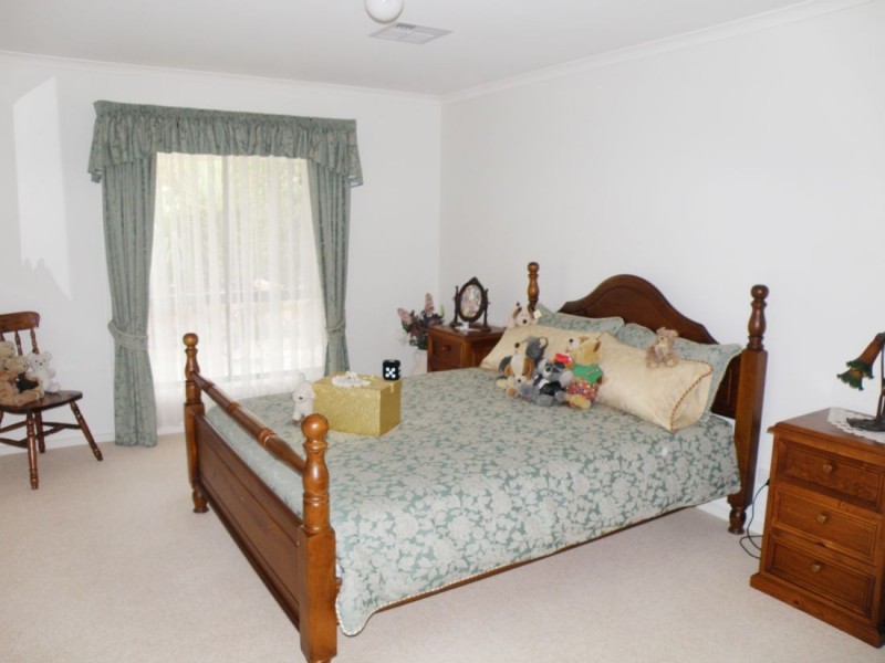 112 Cedar Avenue, Naracoorte SA 5271