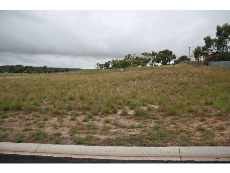 23 Pine Grove, Naracoorte SA 5271