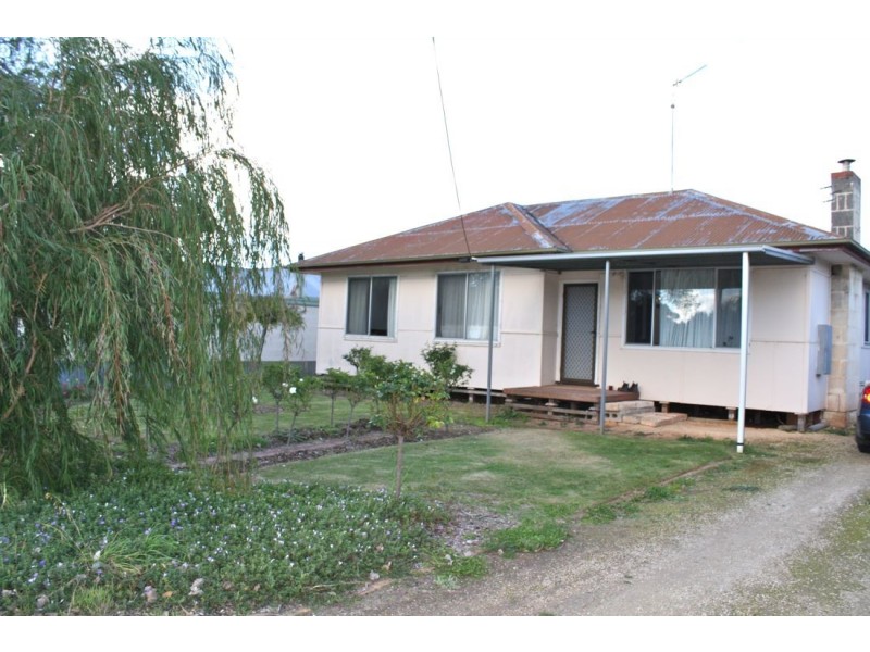 25 Caves Road, Naracoorte SA 5271