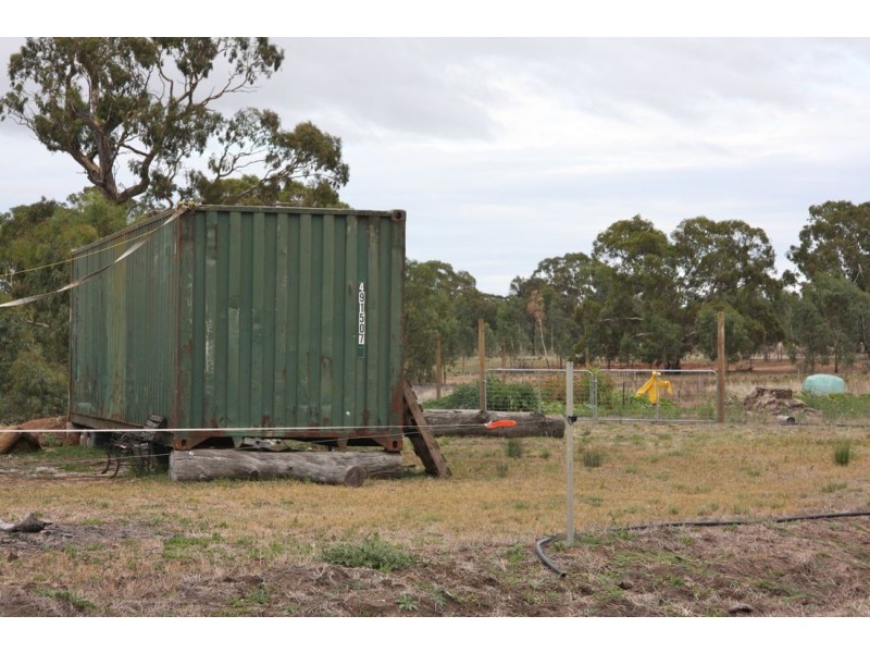 xx Wombelano – Charam Road, Edenhope VIC 3318