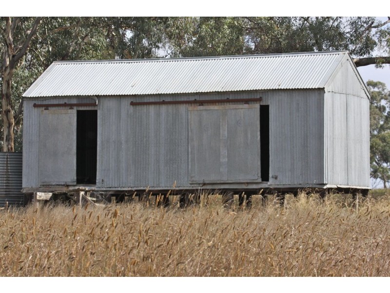 xx Edenhope – Kaniva Road, Minimay VIC 3413