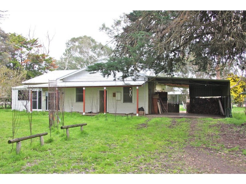 205 Capelthornes Road, Langkoop VIC 3318