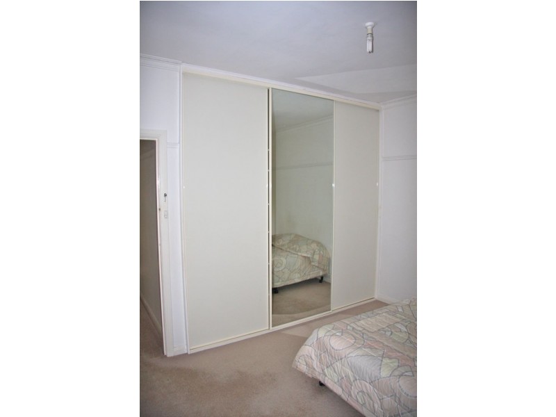 208-210 Elizabeth St, Edenhope VIC 3318