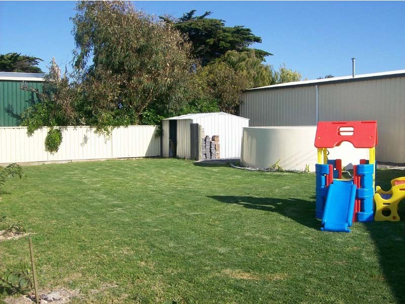 15 Northwest Terrace, Beachport SA 5280