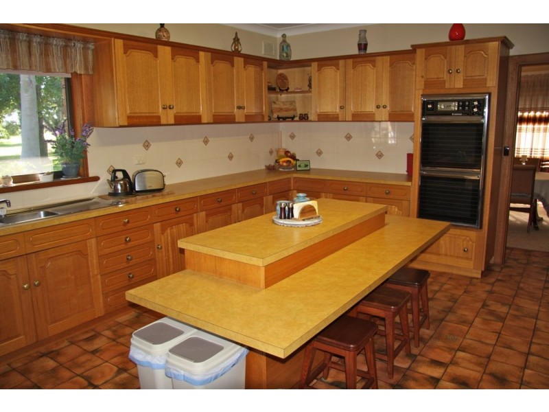 00 Moyhall Road, Bool Lagoon SA 5271