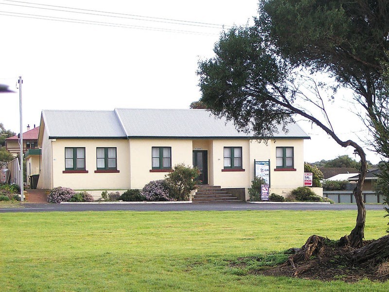 24 McCourt Street, Beachport SA 5280