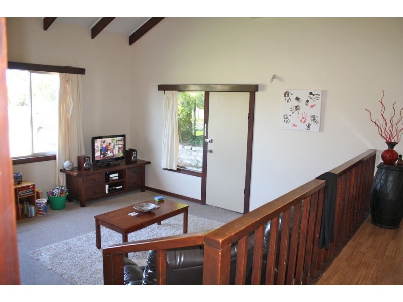 17 Fifth Avenue, Naracoorte SA 5271