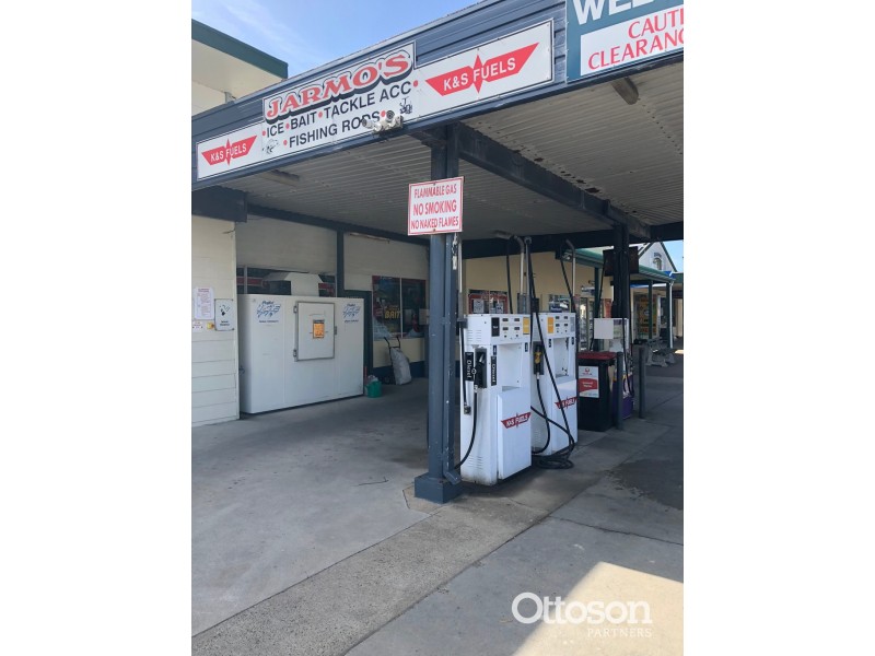 16 Railway Terrace, Beachport SA 5280