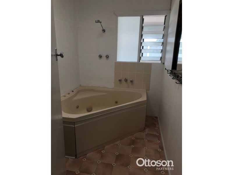 16 Railway Terrace, Beachport SA 5280