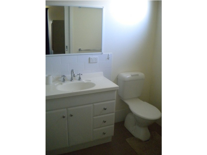 8 Woolundry Road, Robe SA 5276