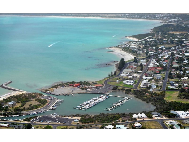 BT8- K17 Lake Road and Lipson Terrace, Robe SA 5276