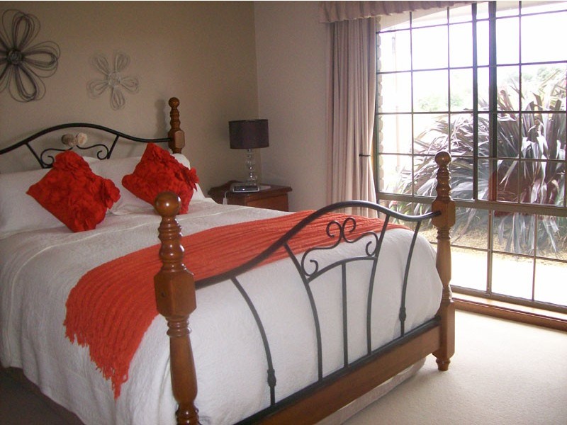 4 Wentworth Street, Beachport SA 5280