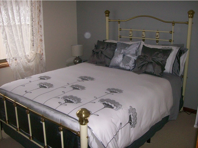 4 Wentworth Street, Beachport SA 5280