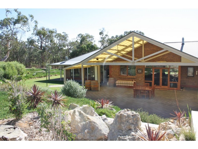 55 Mount McIntosh Road, Naracoorte SA 5271