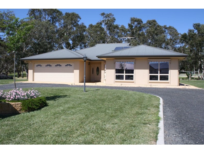 11 Federation Drive, Naracoorte SA 5271