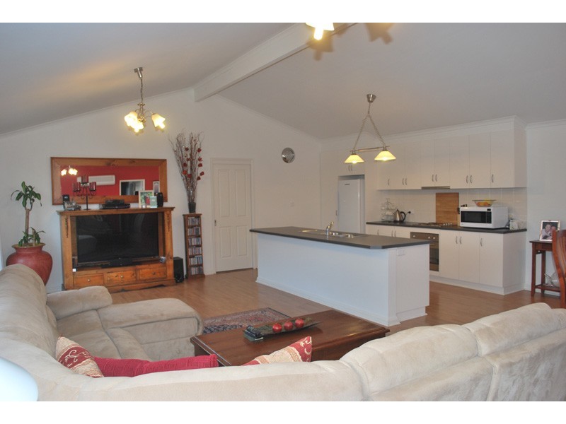 17 Peter McQueen Avenue, Robe SA 5276