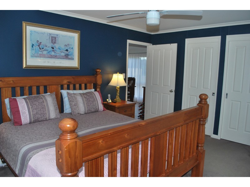 17 Peter McQueen Avenue, Robe SA 5276