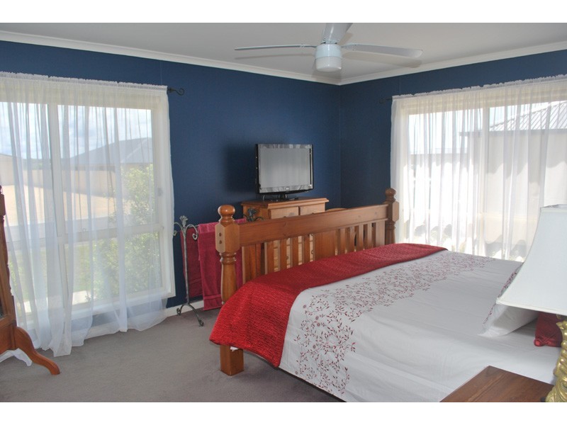 17 Peter McQueen Avenue, Robe SA 5276