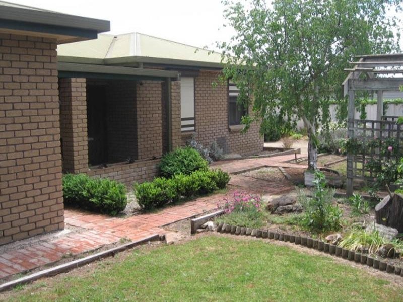 16 Harold Street, Robe SA 5276