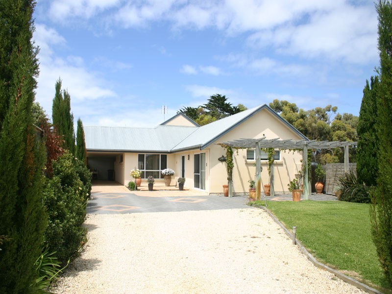 2-32 Lord Syleham Street, Robe SA 5276