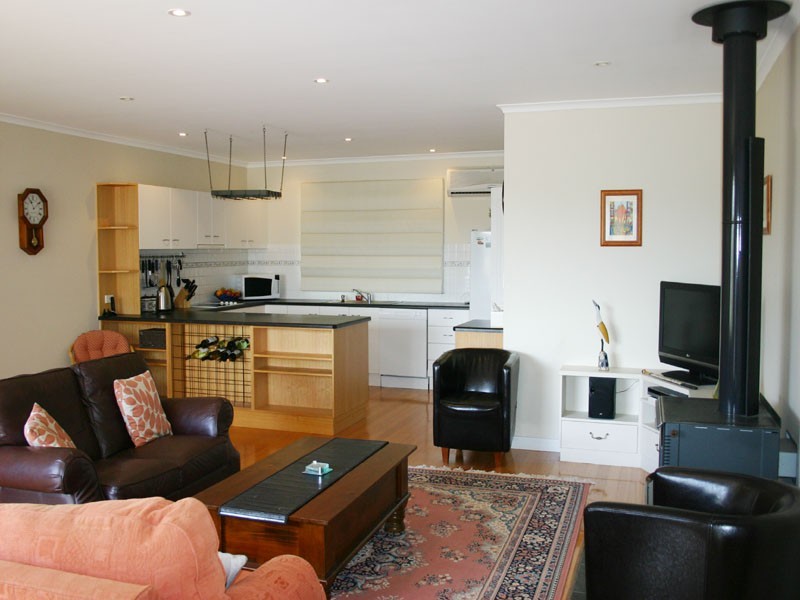 2-32 Lord Syleham Street, Robe SA 5276