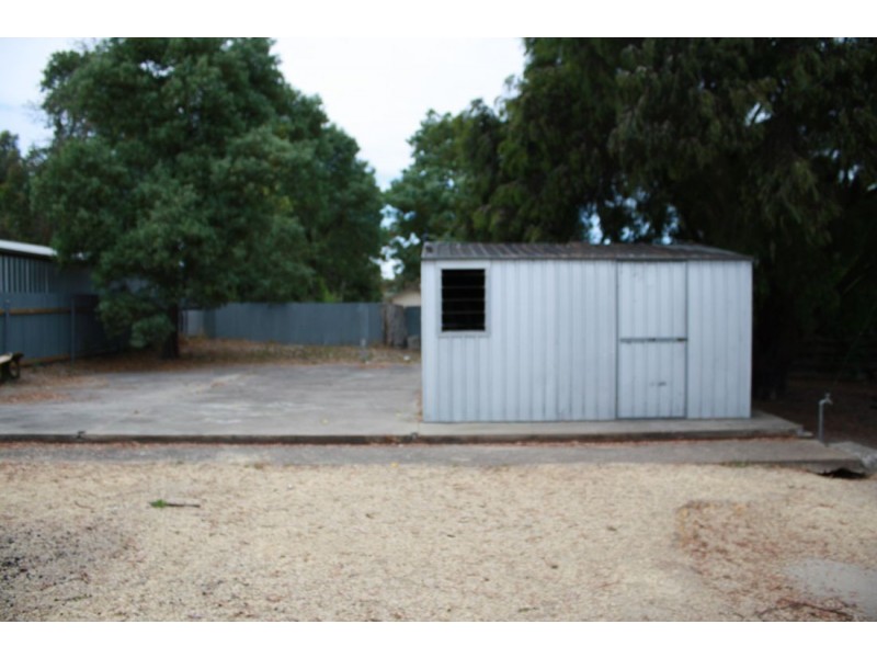 8 Lochiel Avenue, Naracoorte SA 5271